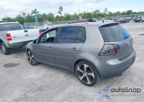 2007 Volkswagen Rabbit 4-Door из США, поврежденный, VIN WVWCR71K77W131185